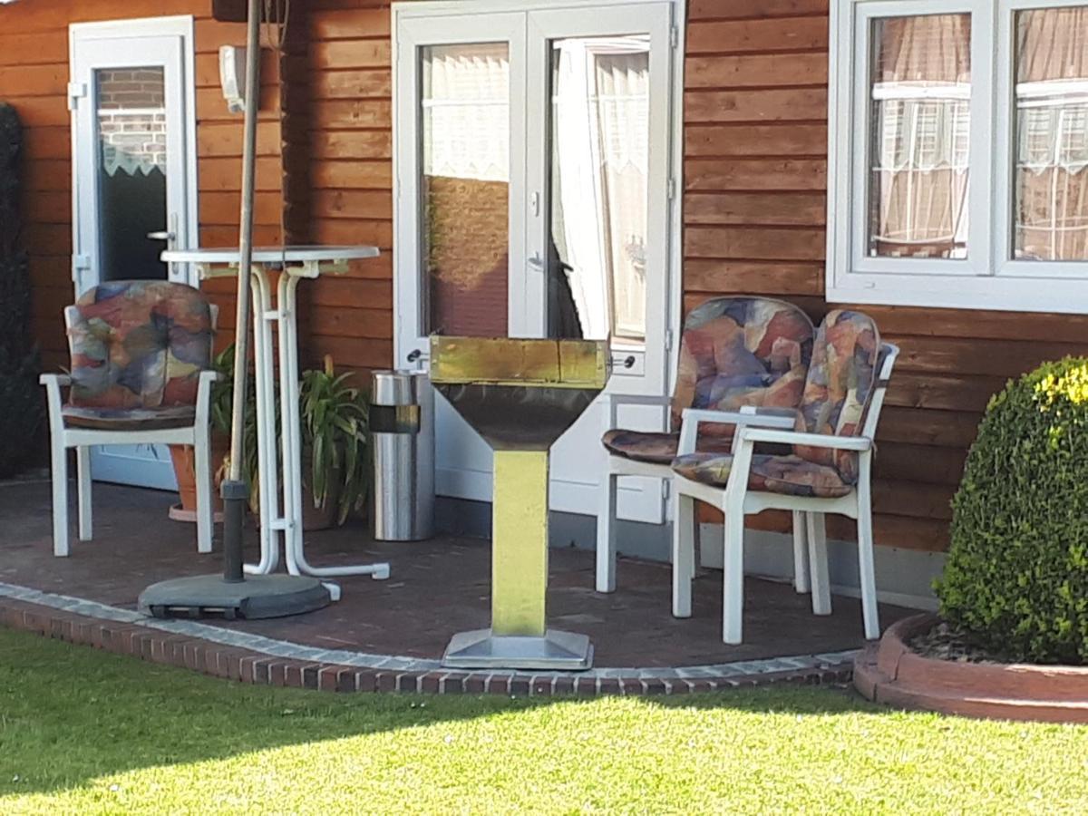 Familienurlaub In Ostfriesland Fuer Max 7 Pers In 2 Wohnungen, Auch Einzeln Wohnungen Utarp Bagian luar foto