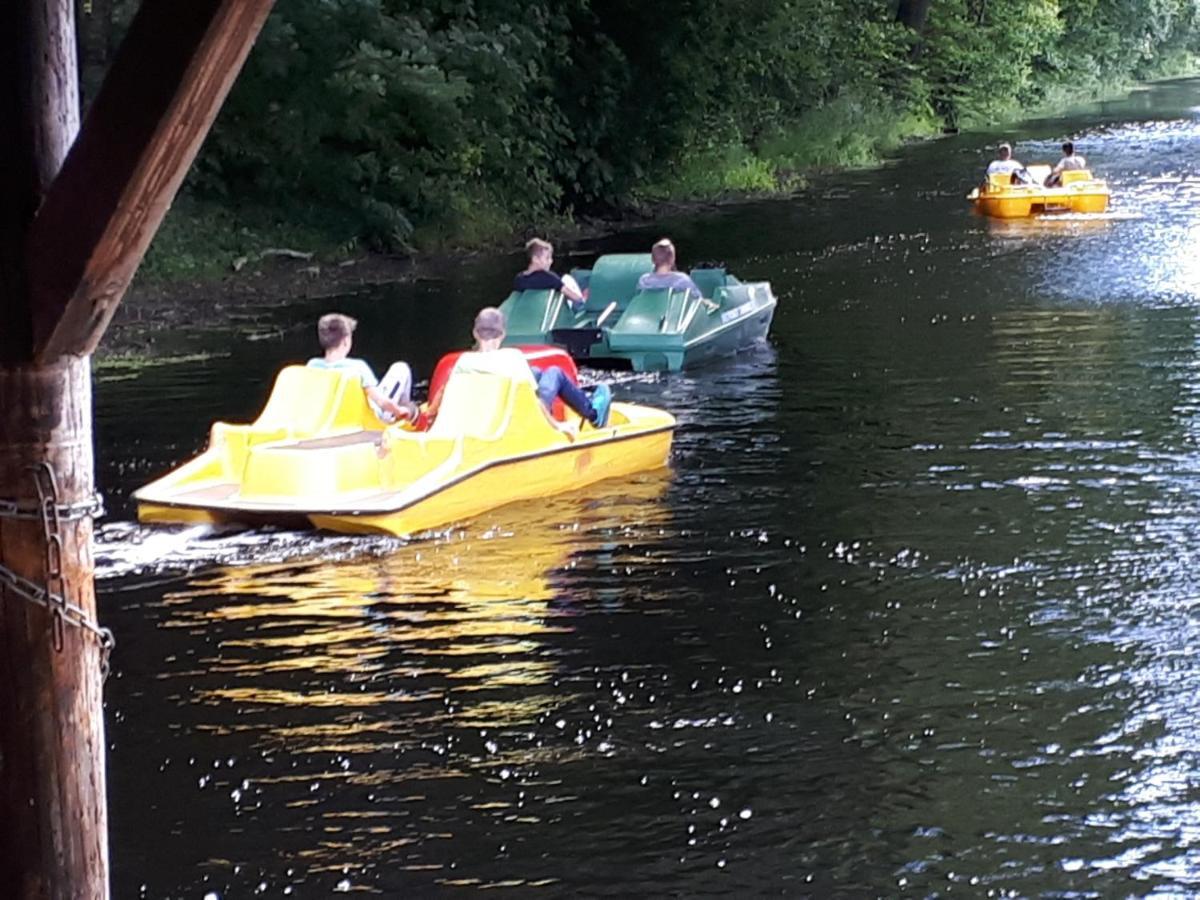 Familienurlaub In Ostfriesland Fuer Max 7 Pers In 2 Wohnungen, Auch Einzeln Wohnungen Utarp Bagian luar foto